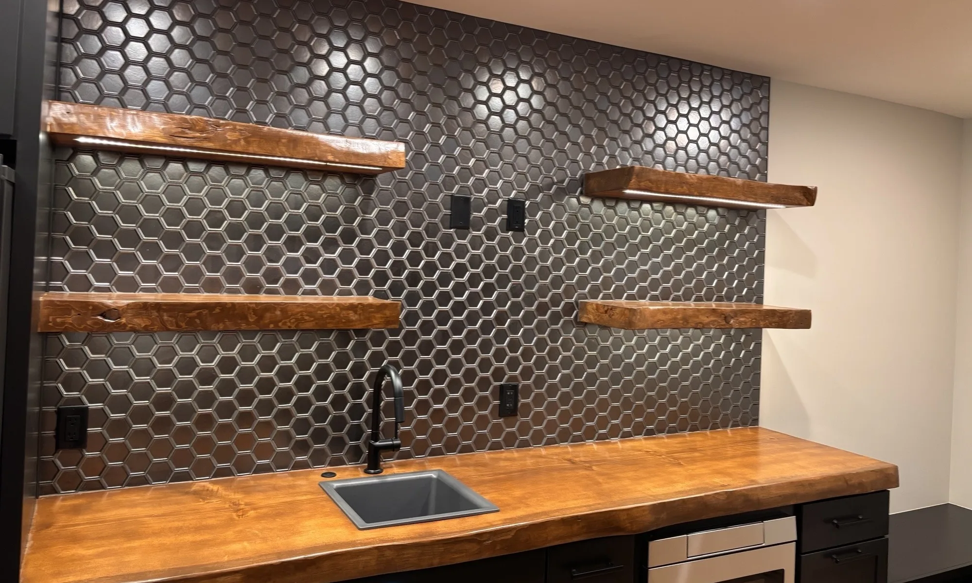 Kitchen Backsplash Tiles Guide for Kenya: Styles & Costs